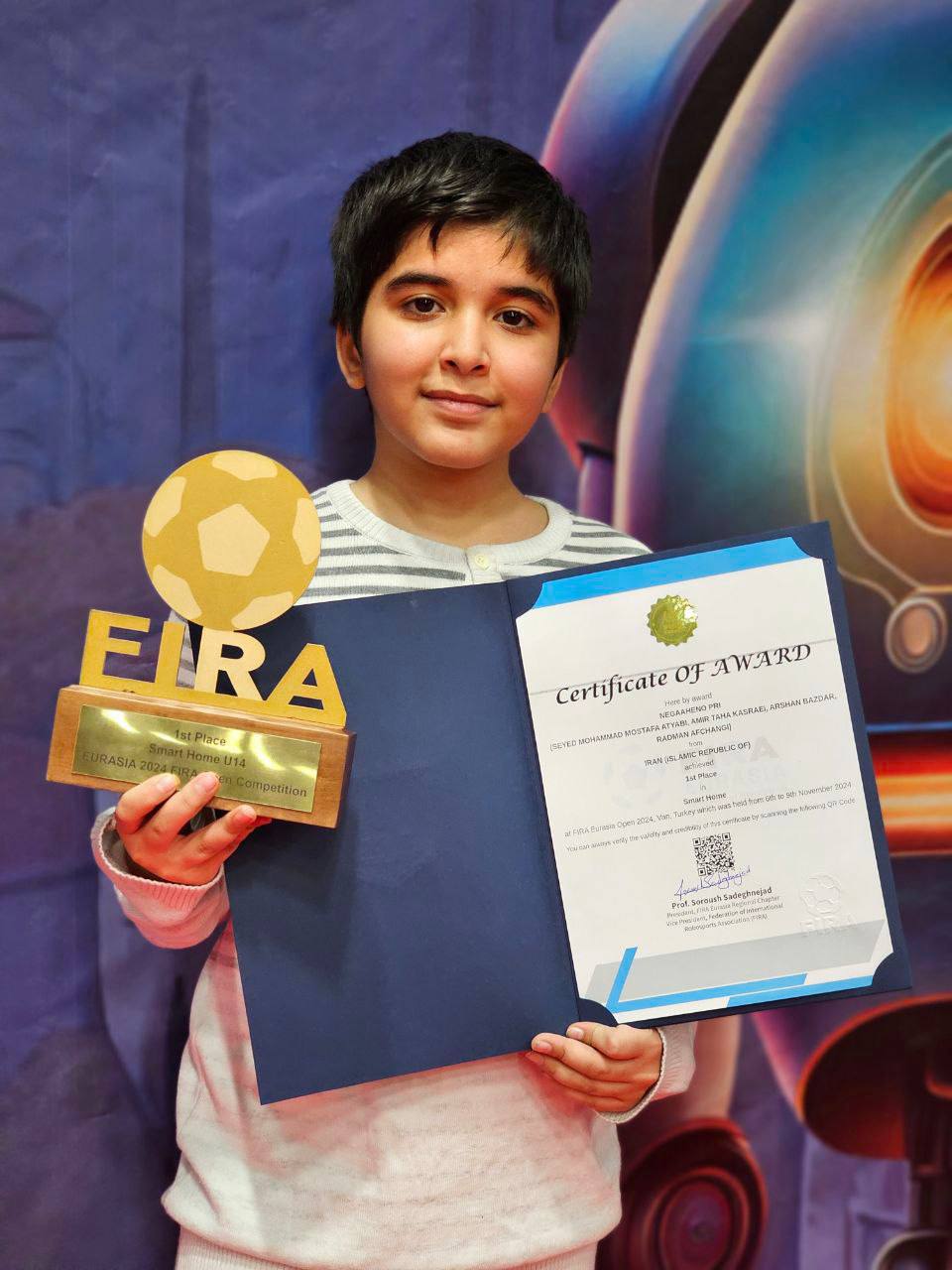 Novin Zehn students at robotics competitions