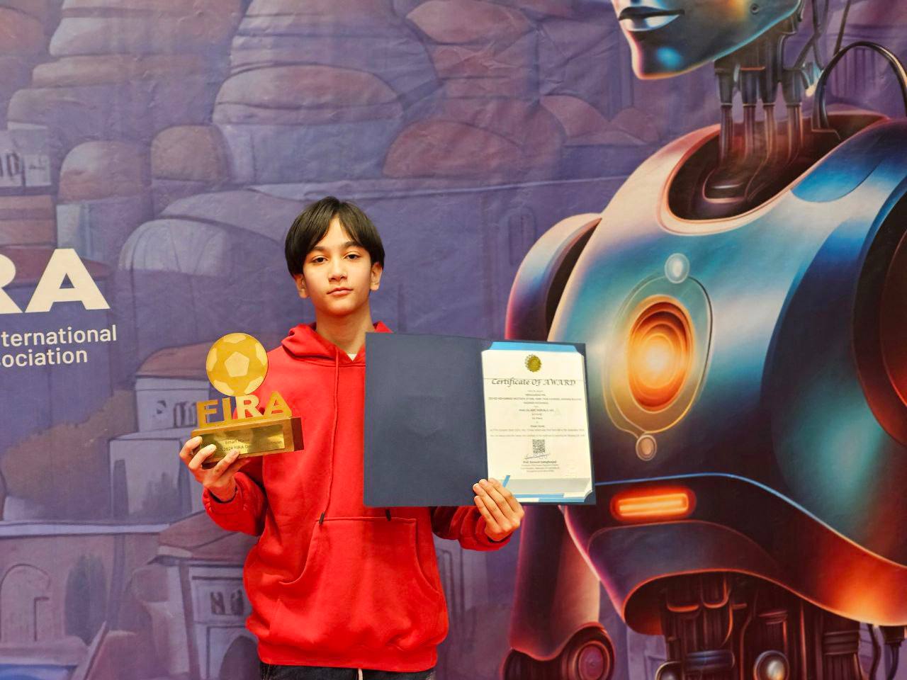 Novin Zehn students at robotics competitions
