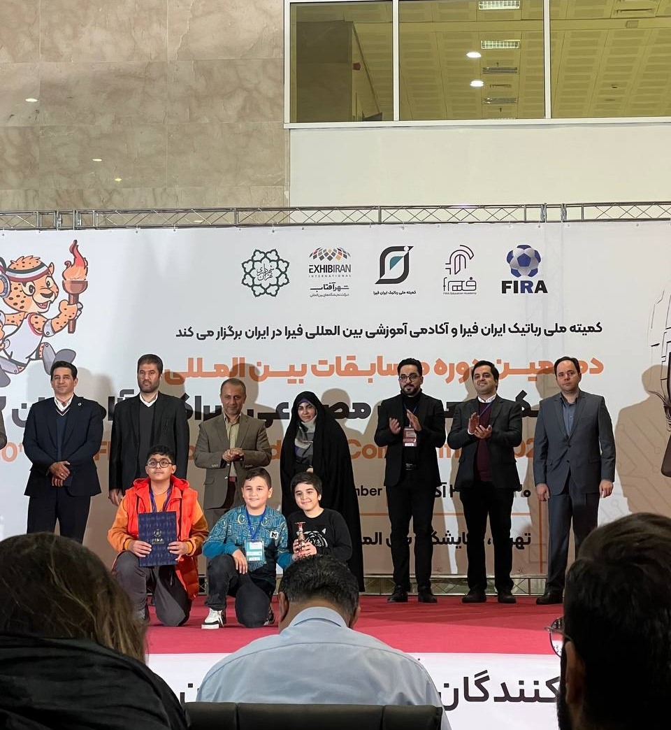 Novin Zehn students at robotics competitions